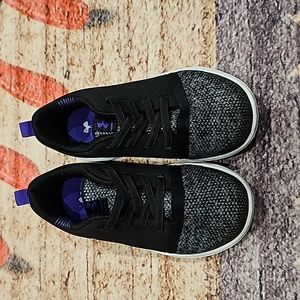 Under Armour kids Purple & Black Shoes